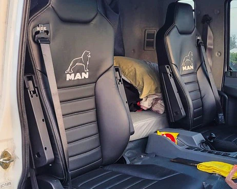 01 heavy duty truck seat
